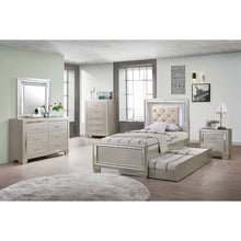 Platinum - Youth Platform With Trundle Bedroom Set