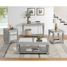  Avril - Occasional Table Set