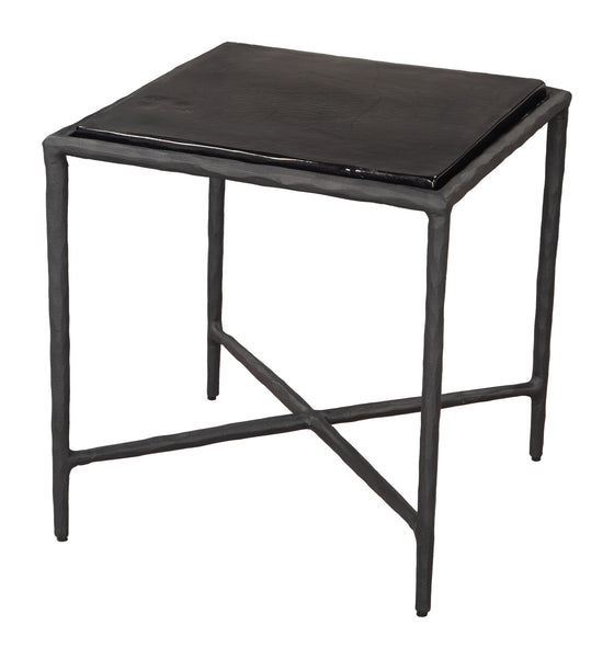 Cloe - Table