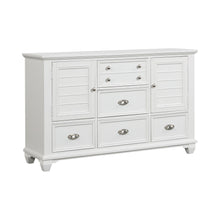  Jamestown - Dresser
