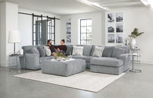  Glacier - Sectional With Cocktail Ottoman