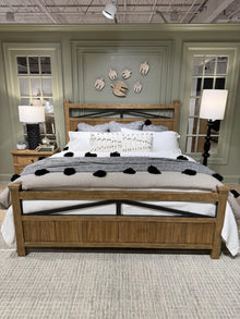  XXX's and OOO's - Panel Bed