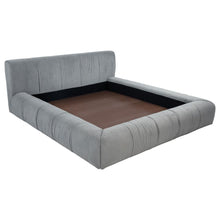  Wilshire - Upholstered Platform Bed