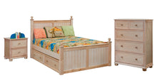  Riley Beadboard Platform Bed